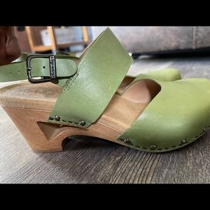 Dansko size 38. Great condition